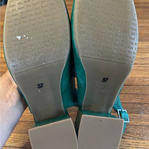 Mix Mooz Steffan - No Box Slight scuff on front Size 37 - Picture 5 of 14